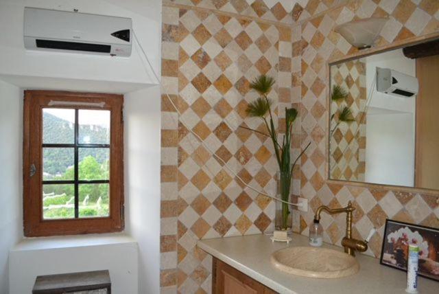 Deux Chambres D Hotes Attenantes Avec Salon Salle A Manger Privatif En Cevennes Gardoises サン・ジャン・デュ・ガル エクステリア 写真